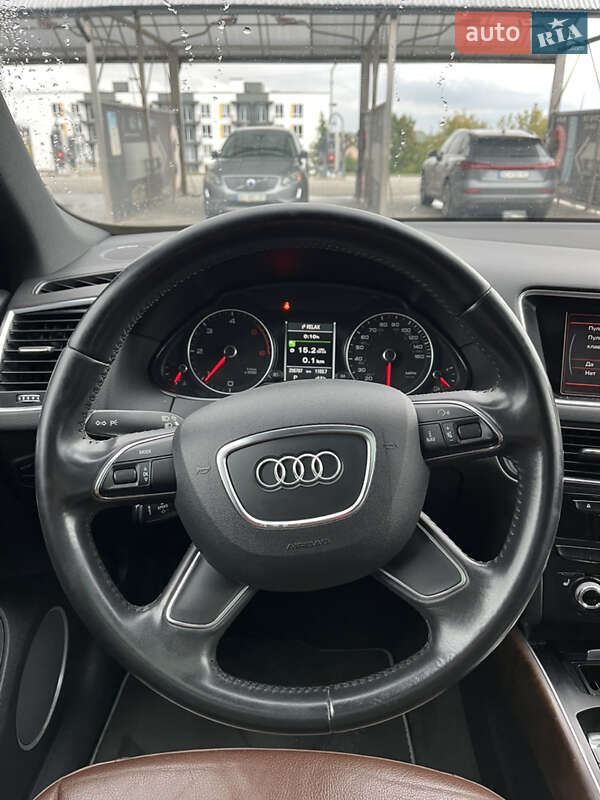 Позашляховик / Кросовер Audi Q5 2013 в Львові