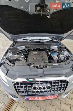 Позашляховик / Кросовер Audi Q5 2017 в 