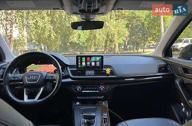 Внедорожник / Кроссовер Audi Q5 2019 в 
