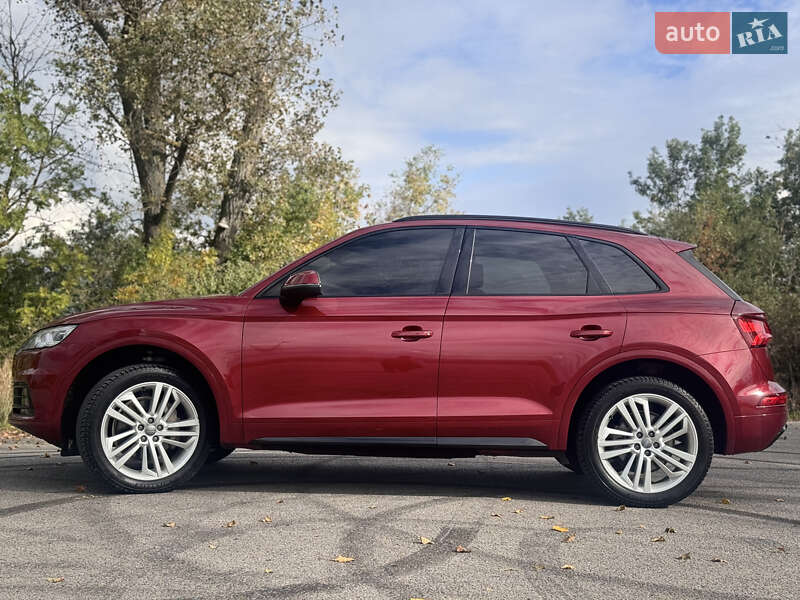 Внедорожник / Кроссовер Audi Q5 2018 в Львове