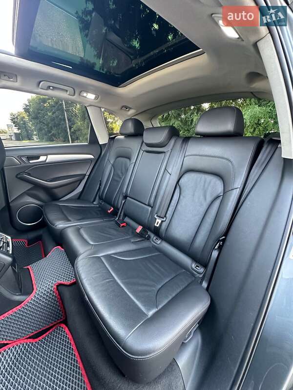 Внедорожник / Кроссовер Audi Q5 2015 в Белогородке
