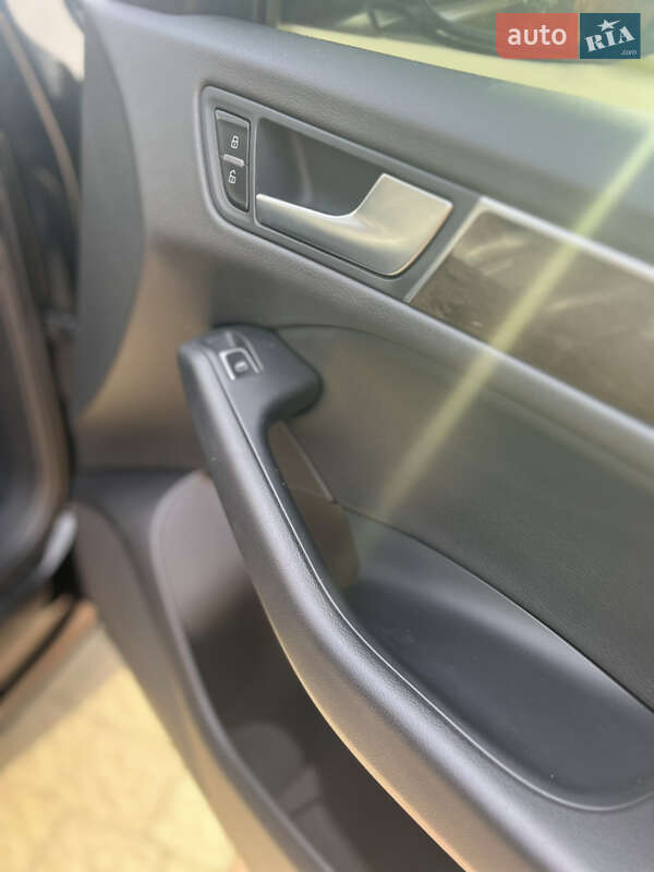 Внедорожник / Кроссовер Audi Q5 2012 в Львове