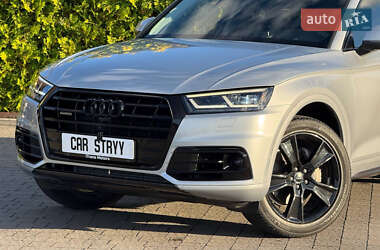 Позашляховик / Кросовер Audi Q5 2018 в 
