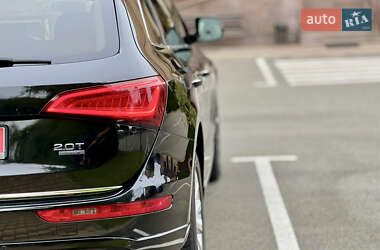 Внедорожник / Кроссовер Audi Q5 2015 в 