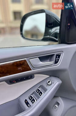 Внедорожник / Кроссовер Audi Q5 2015 в 