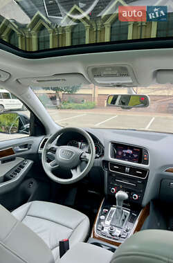 Внедорожник / Кроссовер Audi Q5 2015 в 