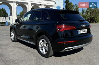 Внедорожник / Кроссовер Audi Q5 2017 в 