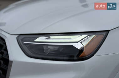 Внедорожник / Кроссовер Audi Q5 2022 в 