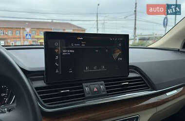 Внедорожник / Кроссовер Audi Q5 2022 в 