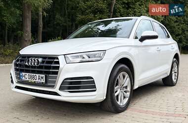 Внедорожник / Кроссовер Audi Q5 2018 в 