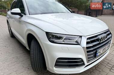 Внедорожник / Кроссовер Audi Q5 2018 в 