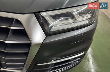 Позашляховик / Кросовер Audi Q5 2017 в 