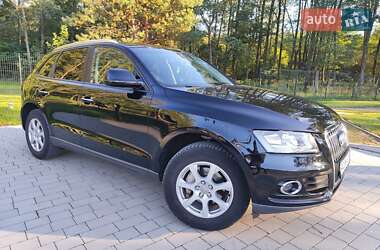 Внедорожник / Кроссовер Audi Q5 2016 в 