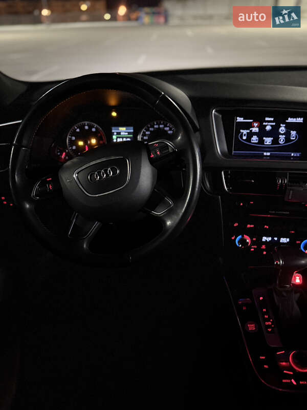 Внедорожник / Кроссовер Audi Q5 2013 в Харькове