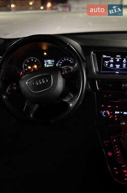 Позашляховик / Кросовер Audi Q5 2013 в 