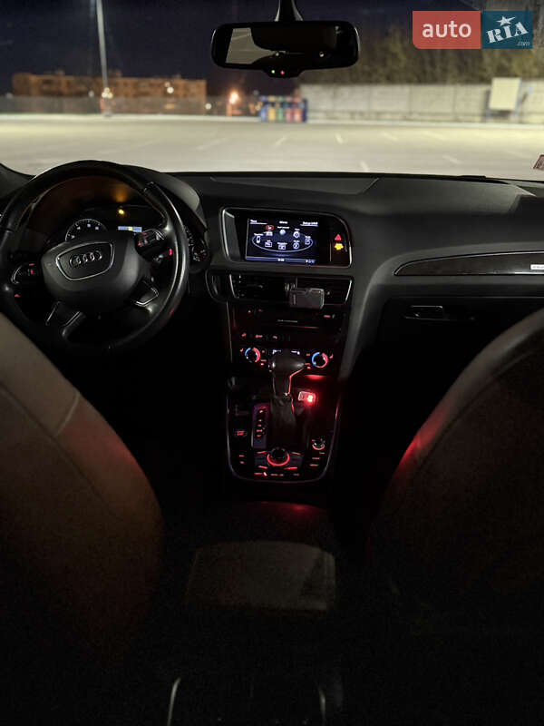 Внедорожник / Кроссовер Audi Q5 2013 в Харькове