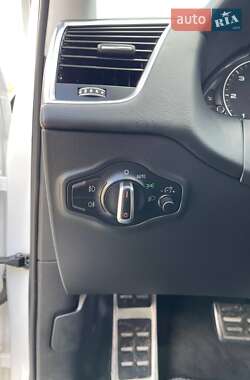 Позашляховик / Кросовер Audi Q5 2015 в 