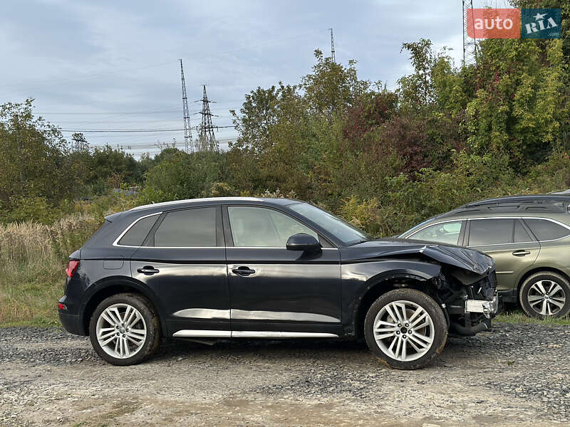Внедорожник / Кроссовер Audi Q5 2018 в Луцке