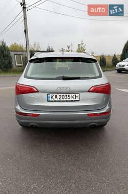 Внедорожник / Кроссовер Audi Q5 2010 в 