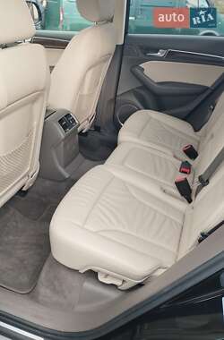 Внедорожник / Кроссовер Audi Q5 2015 в 
