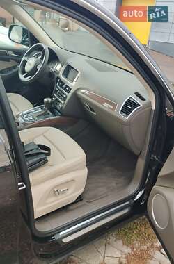 Внедорожник / Кроссовер Audi Q5 2015 в 