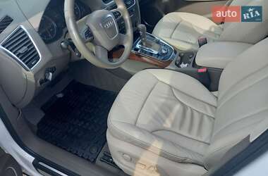 Внедорожник / Кроссовер Audi Q5 2011 в 