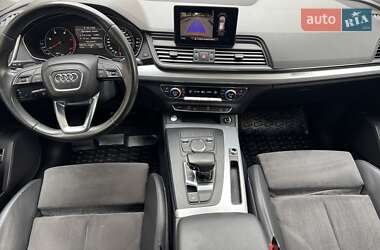 Позашляховик / Кросовер Audi Q5 2017 в 