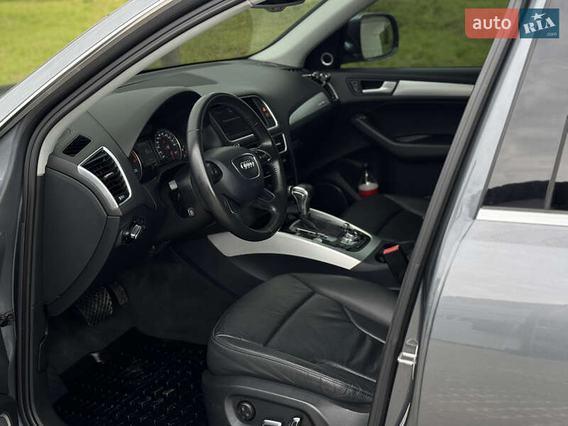 Внедорожник / Кроссовер Audi Q5 2013 в Львове