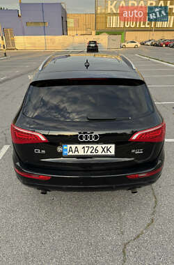 Внедорожник / Кроссовер Audi Q5 2011 в 