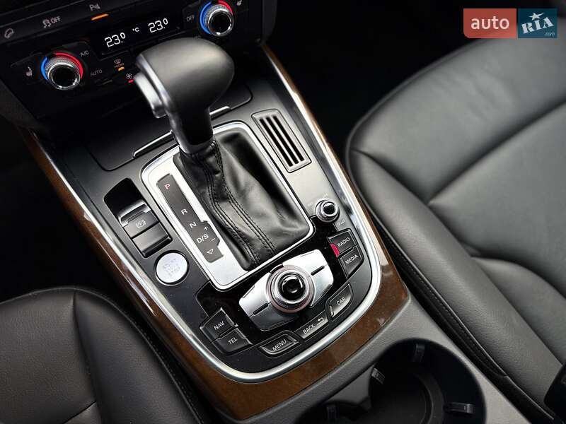 Позашляховик / Кросовер Audi Q5 2015 в Львові