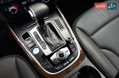 Внедорожник / Кроссовер Audi Q5 2015 в 