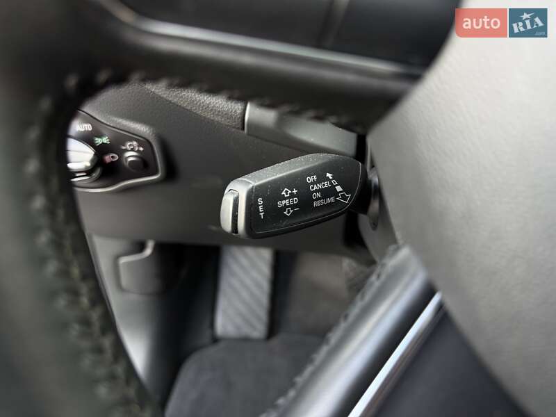 Позашляховик / Кросовер Audi Q5 2015 в Львові