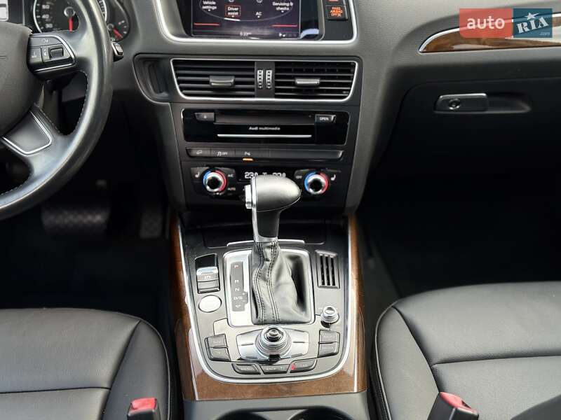 Позашляховик / Кросовер Audi Q5 2015 в Львові
