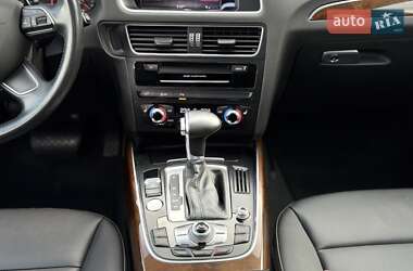 Внедорожник / Кроссовер Audi Q5 2015 в 