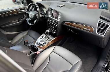 Внедорожник / Кроссовер Audi Q5 2015 в 