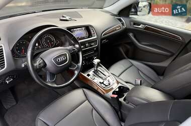 Внедорожник / Кроссовер Audi Q5 2015 в 