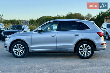 Позашляховик / Кросовер Audi Q5 2015 в 