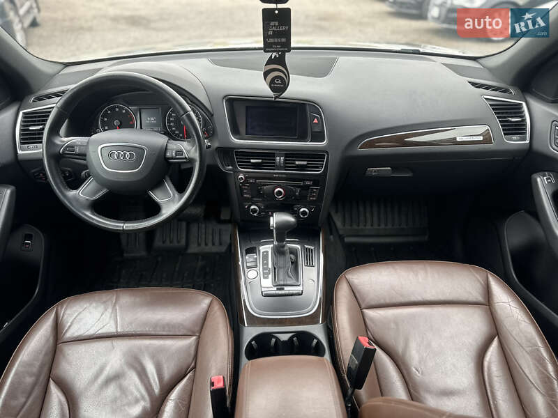 Внедорожник / Кроссовер Audi Q5 2014 в Ровно
