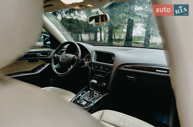 Позашляховик / Кросовер Audi Q5 2013 в 