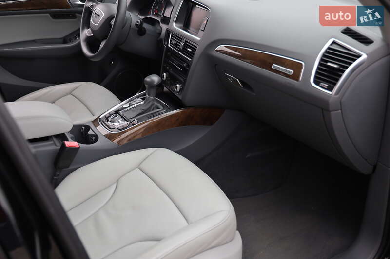 Внедорожник / Кроссовер Audi Q5 2014 в Луцке