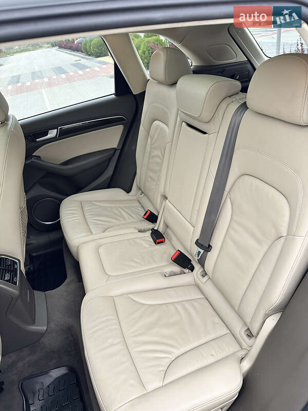 Внедорожник / Кроссовер Audi Q5 2014 в Городке