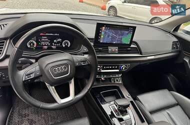 Внедорожник / Кроссовер Audi Q5 2021 в 