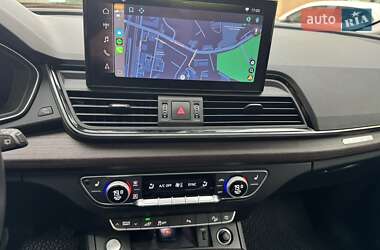 Внедорожник / Кроссовер Audi Q5 2021 в 