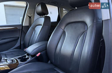 Позашляховик / Кросовер Audi Q5 2015 в 
