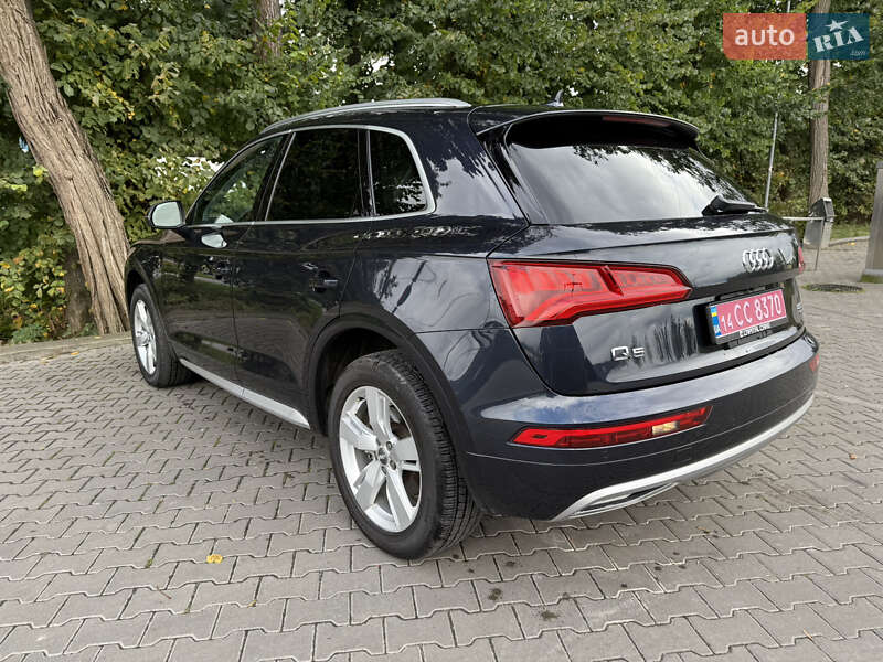 Внедорожник / Кроссовер Audi Q5 2017 в Луцке фото 10 Внедорожник / Кроссовер Audi Q5 2017 в Луцке