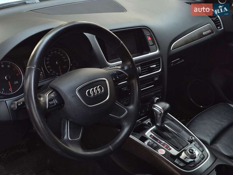 Внедорожник / Кроссовер Audi Q5 2015 в Львове