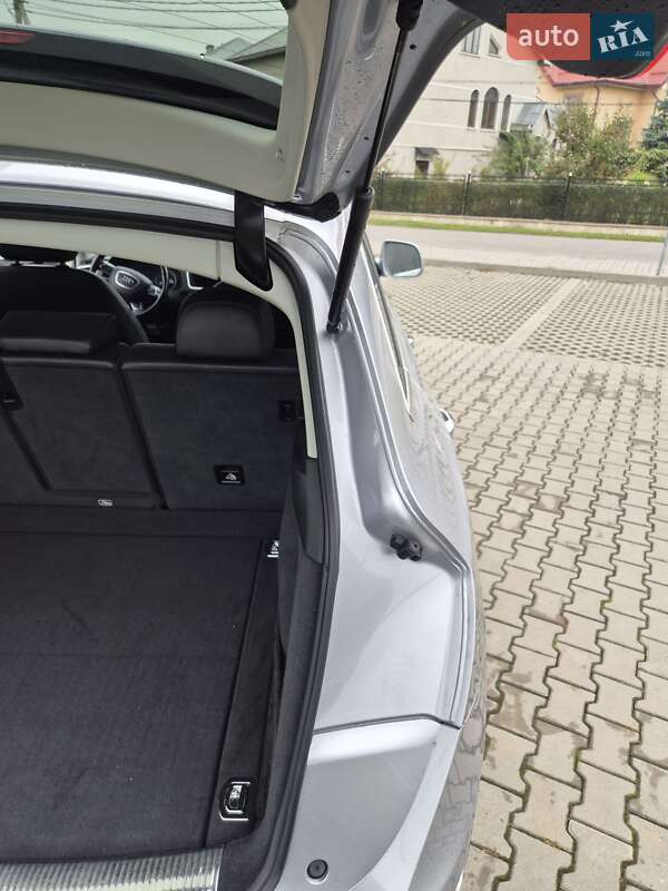 Позашляховик / Кросовер Audi Q5 2016 в Івано-Франківську
