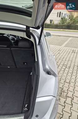 Позашляховик / Кросовер Audi Q5 2016 в 