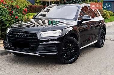 Позашляховик / Кросовер Audi Q5 2018 в Дніпрі