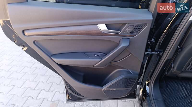Внедорожник / Кроссовер Audi Q5 2018 в Днепре фото 39 Внедорожник / Кроссовер Audi Q5 2018 в Днепре